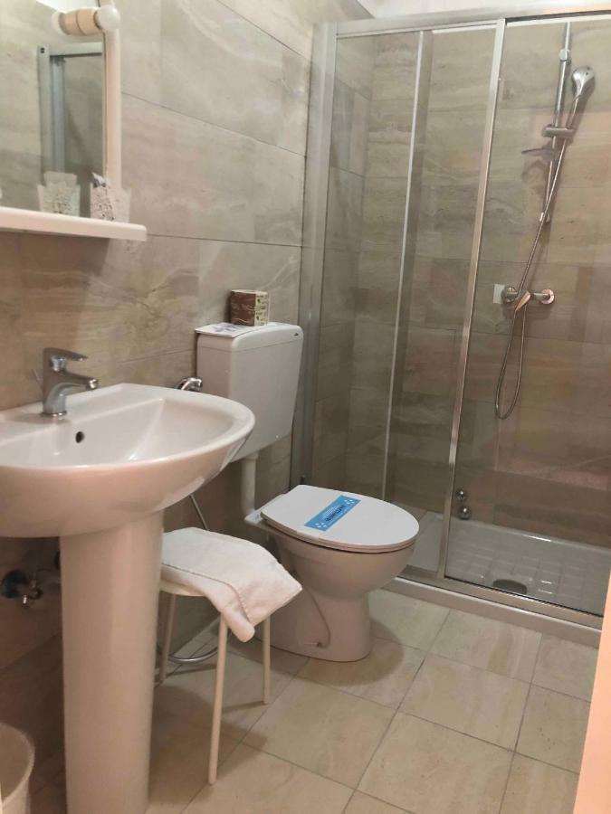 Hotel Adriatico Bibione Buitenkant foto